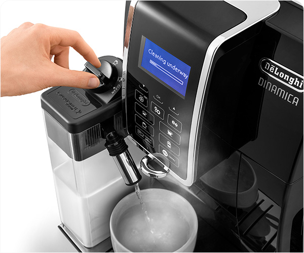 Automatisches Milchsystem „LatteCrema“